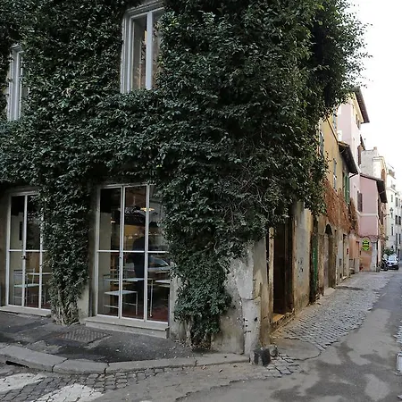 Maison d'hôtes Madonna De' Monti 4*