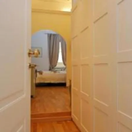 Madonna De' Monti Πανσιόν